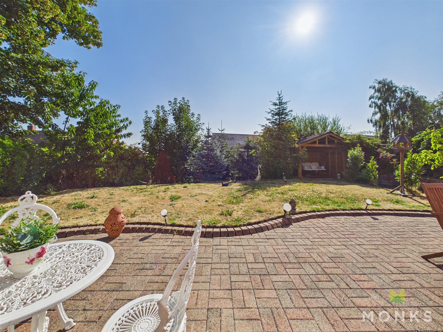 11 St. Annes Drive, Oswestry, SY10 9LU For Sale